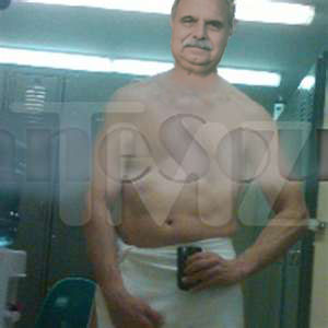 Tom without certitude